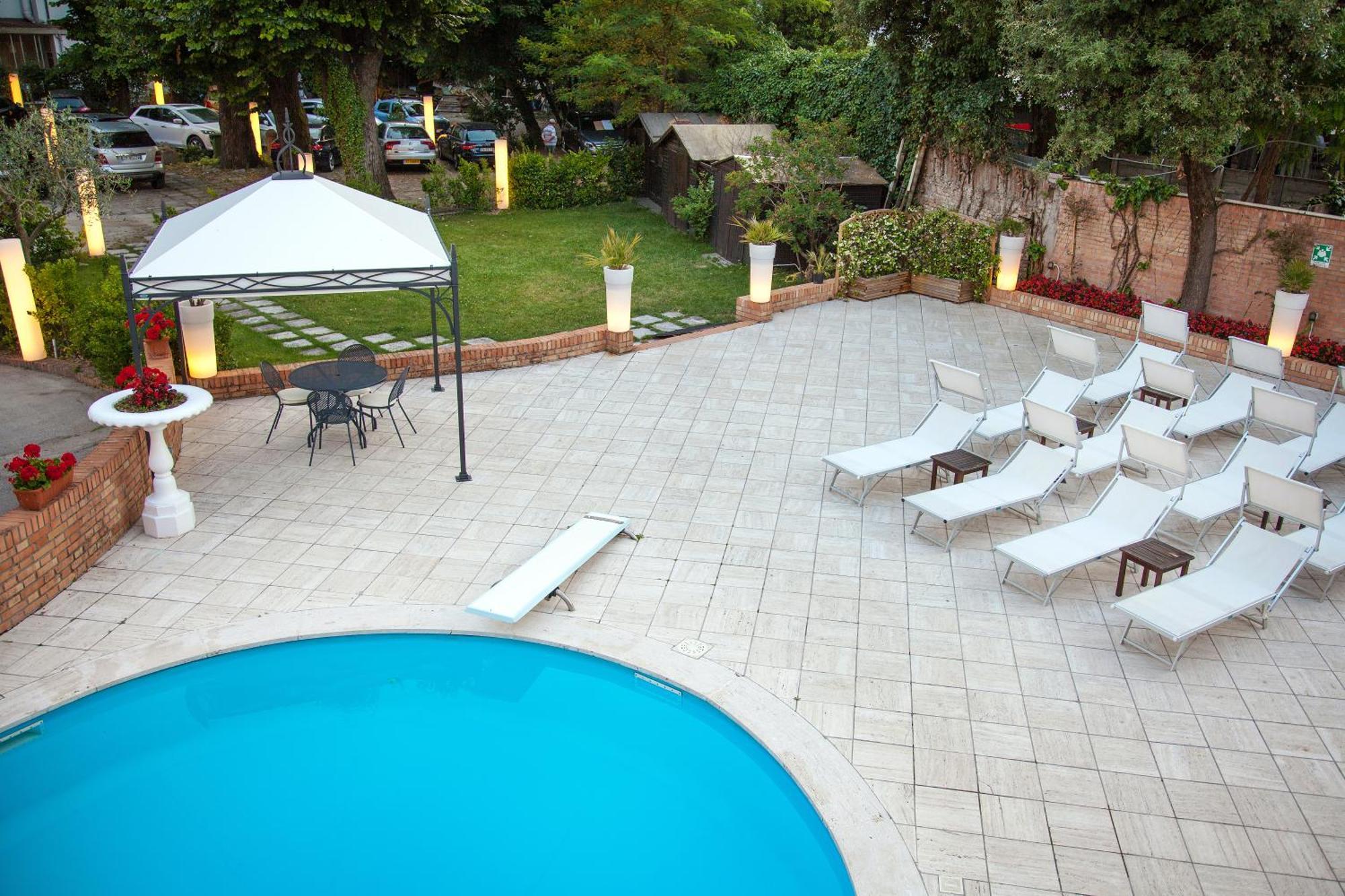 Villa Adriatica Ambienthotels Rimini Exteriér fotografie